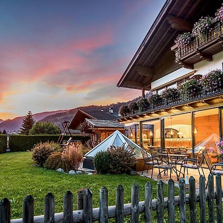Hotel Residence Rose Випитено Экстерьер фото