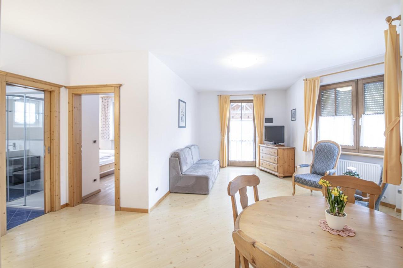 Hotel Residence Rose Випитено Экстерьер фото