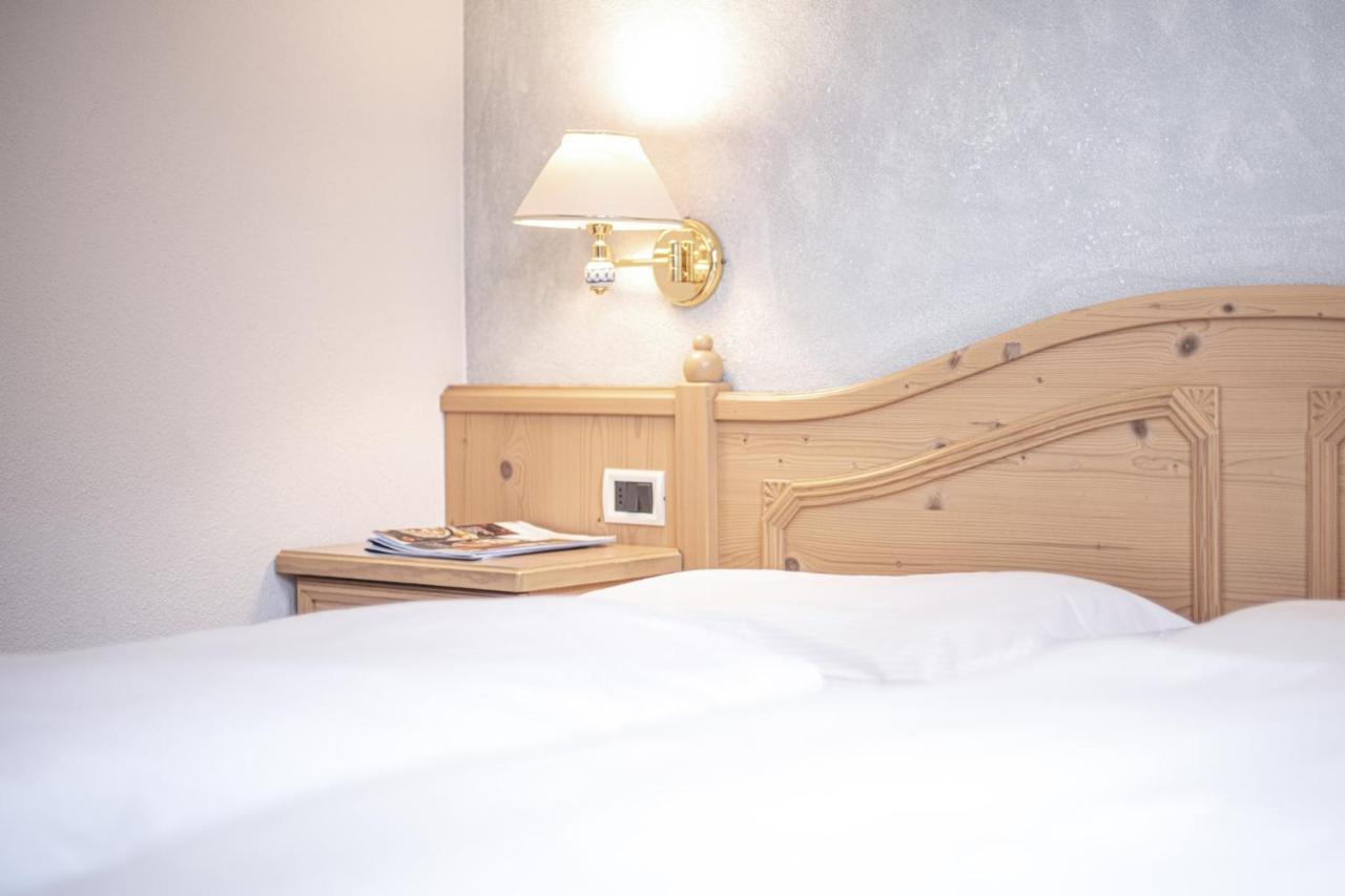 Hotel Residence Rose Випитено Экстерьер фото