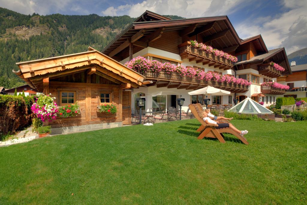 Hotel Residence Rose Випитено Экстерьер фото