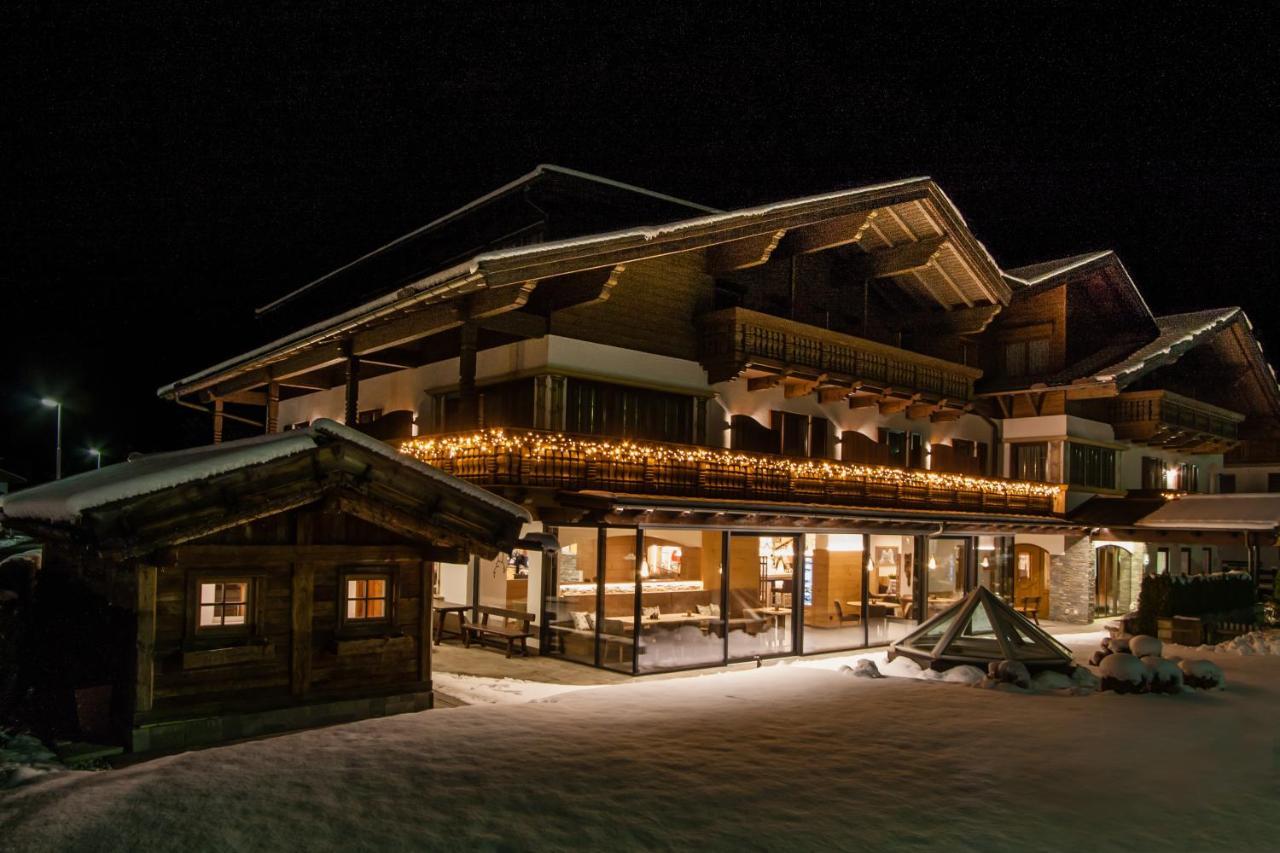 Hotel Residence Rose Випитено Экстерьер фото