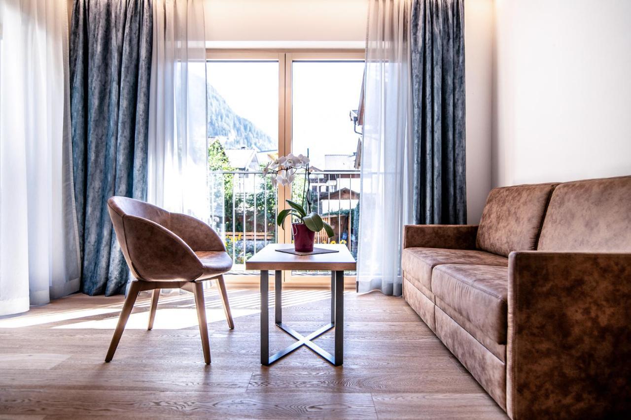 Hotel Residence Rose Випитено Экстерьер фото