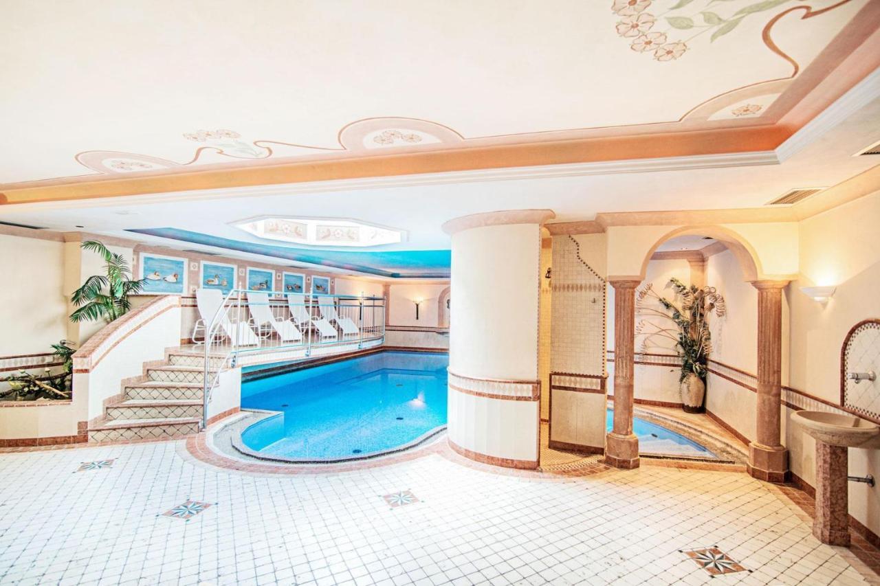 Hotel Residence Rose Випитено Экстерьер фото